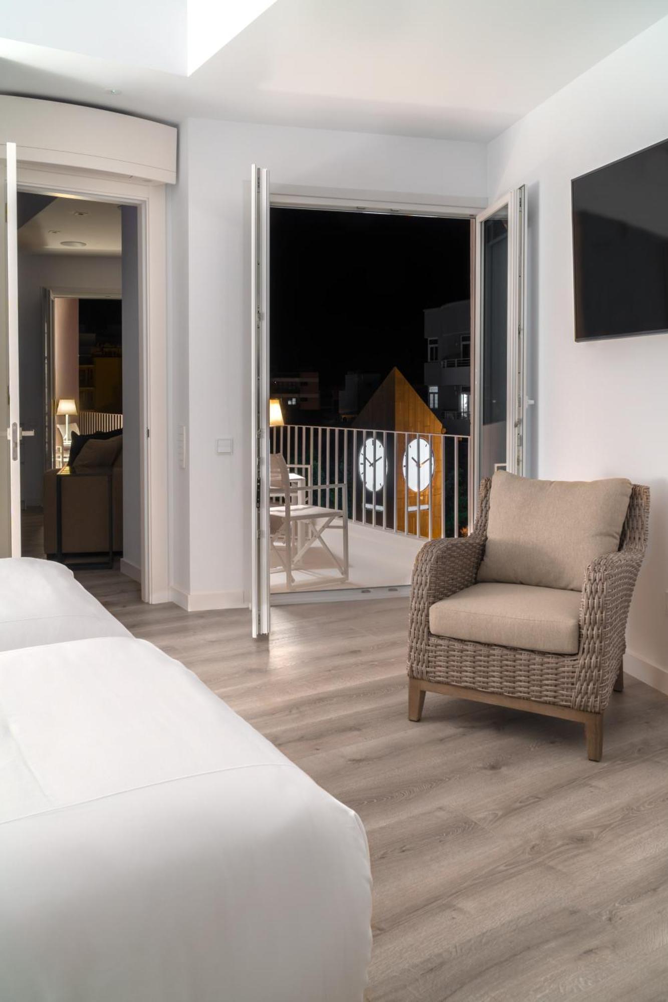 Lauser City Suites 로스 야노스 데 아리다네 객실 사진