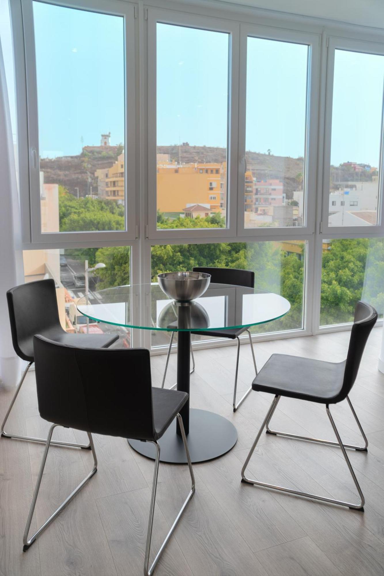 Lauser City Suites 로스 야노스 데 아리다네 객실 사진